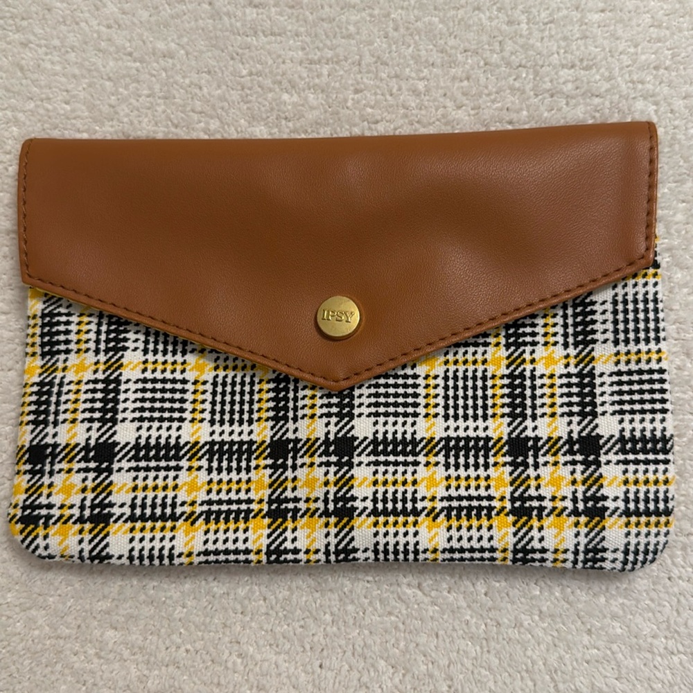 Ipsy plaid bag
